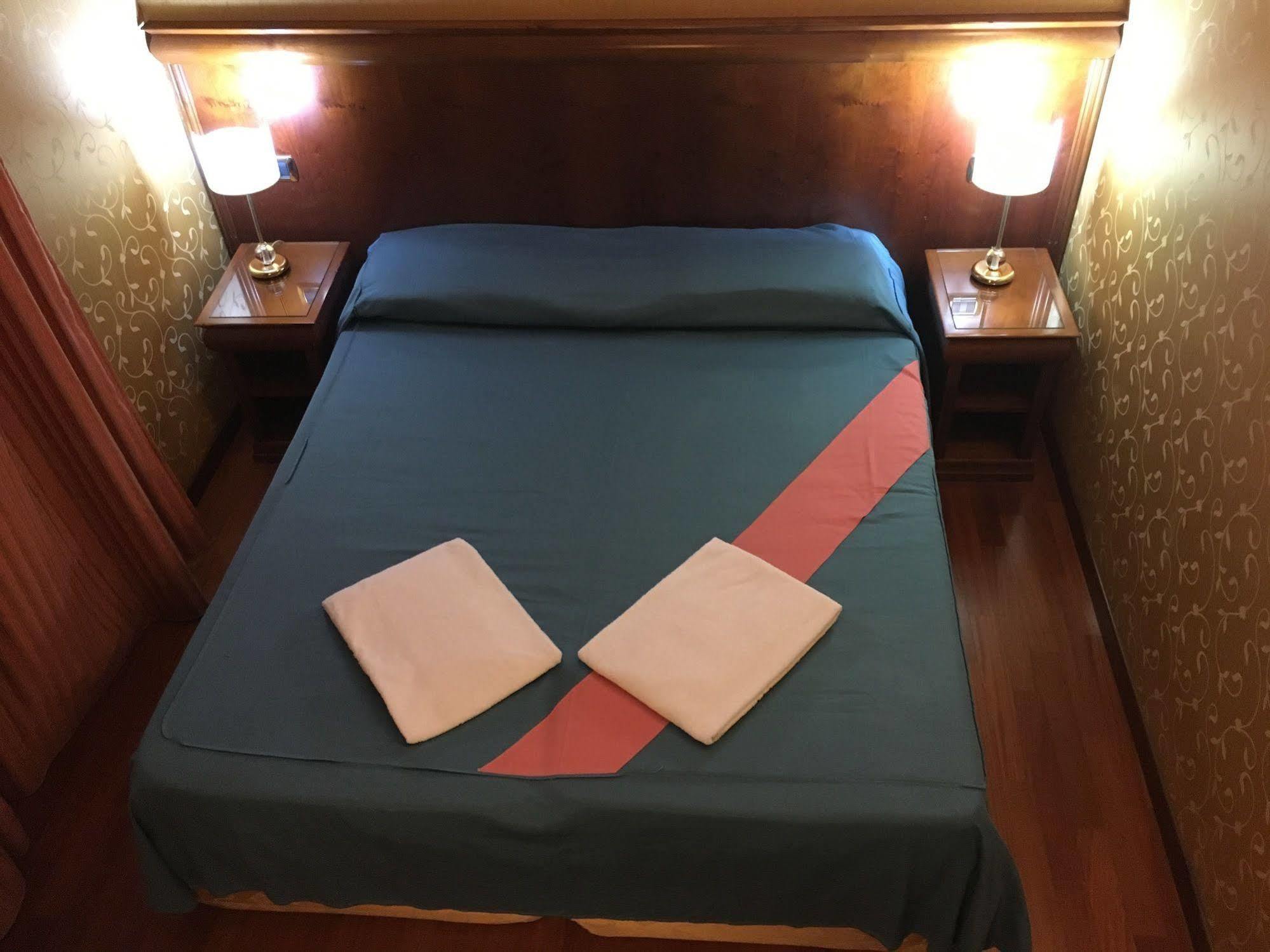 Hotel Divine Roma Eksteriør bilde