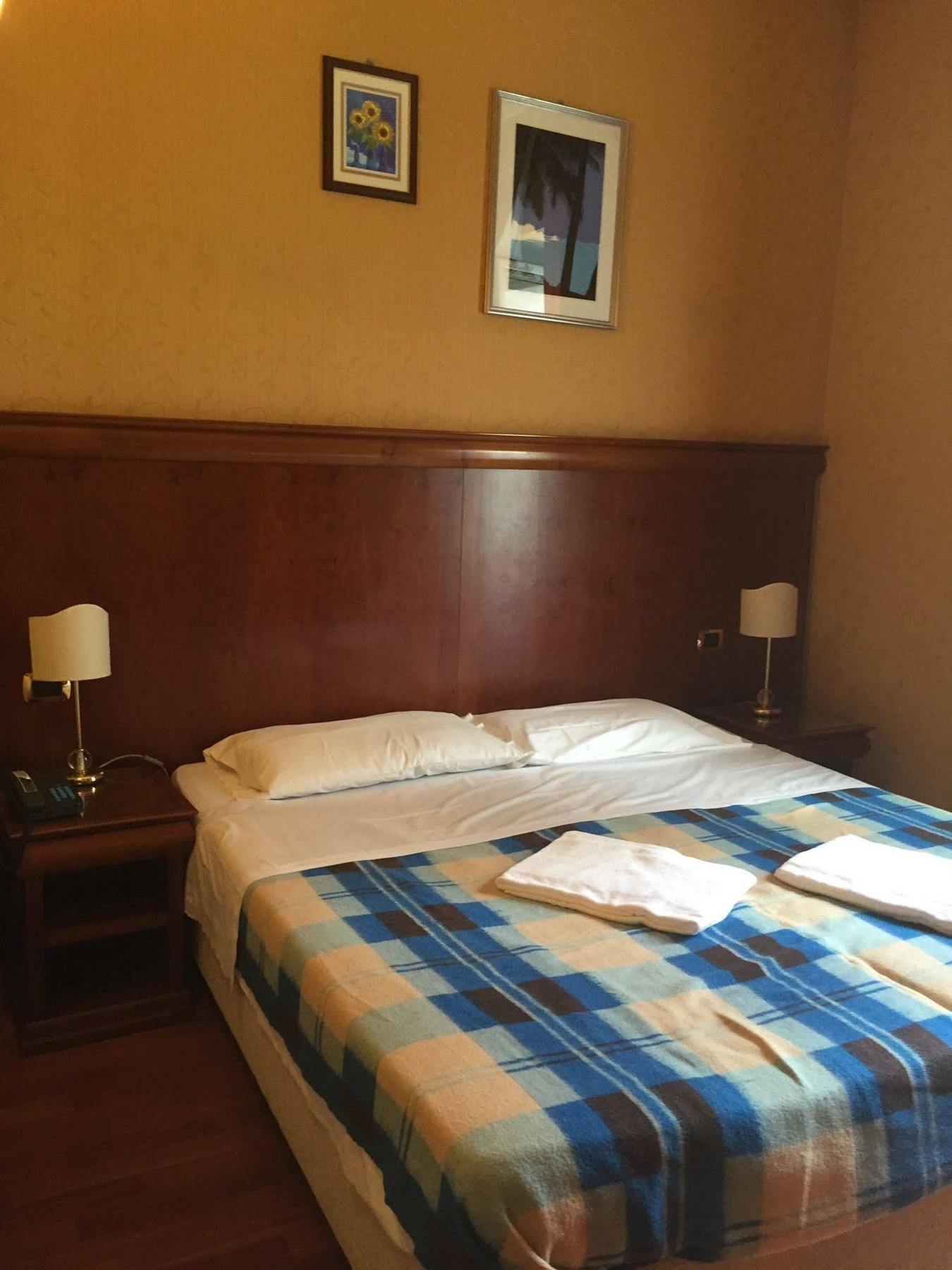 Hotel Divine Roma Eksteriør bilde
