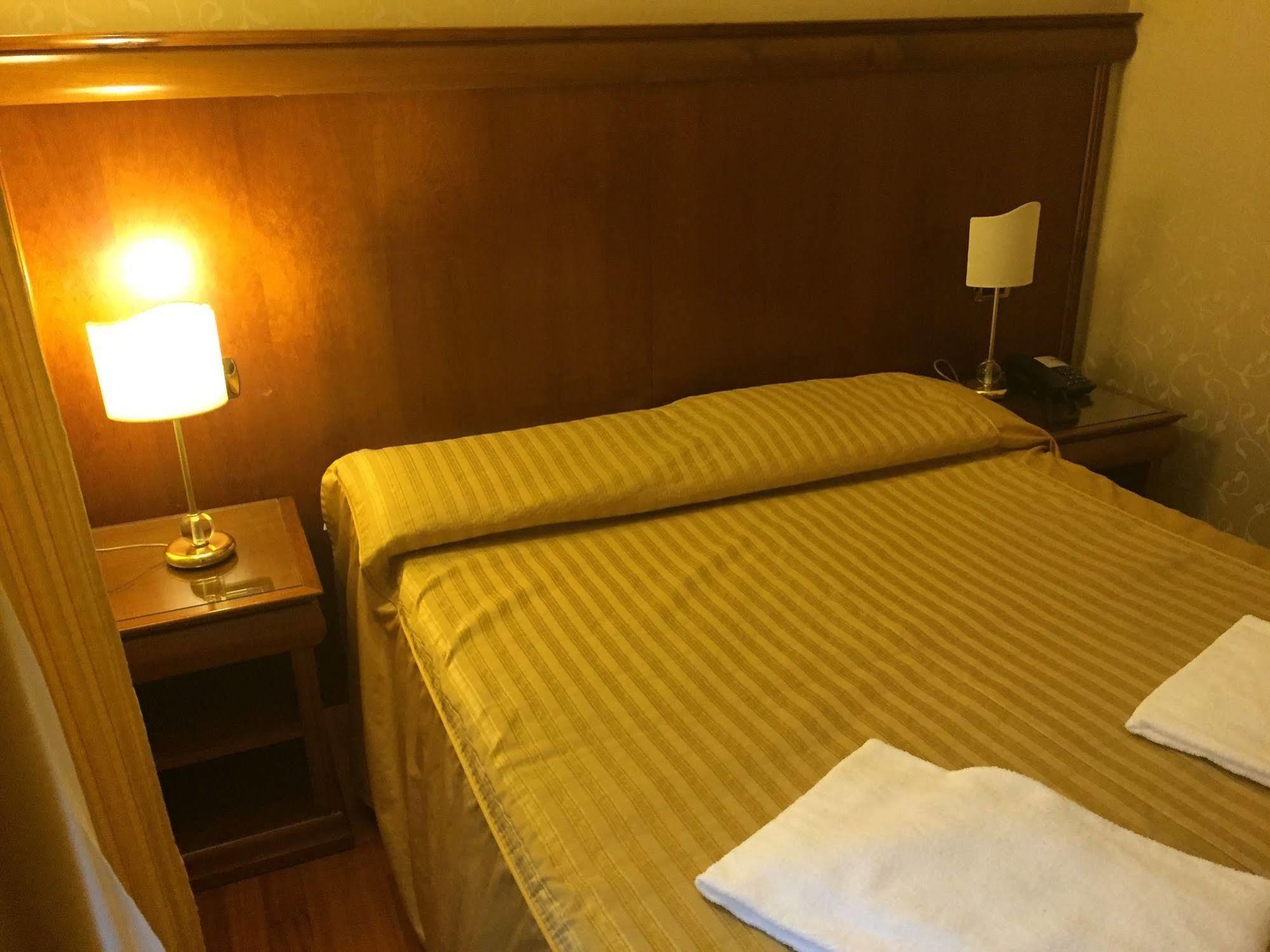 Hotel Divine Roma Eksteriør bilde